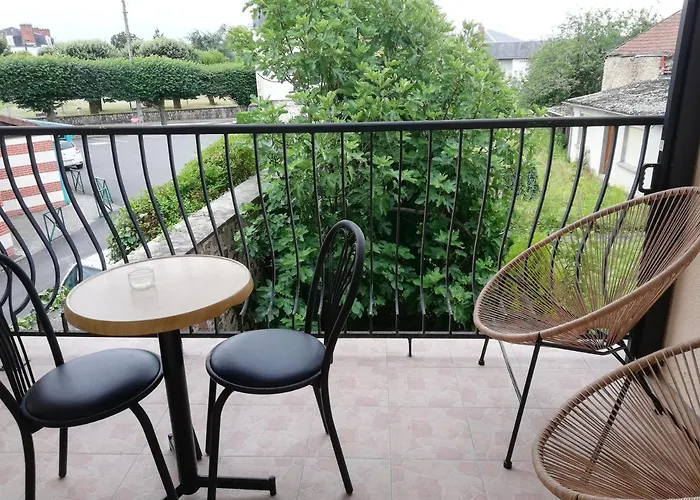 Meubles De Tourisme Le Trianon Et Le Petit Trianon