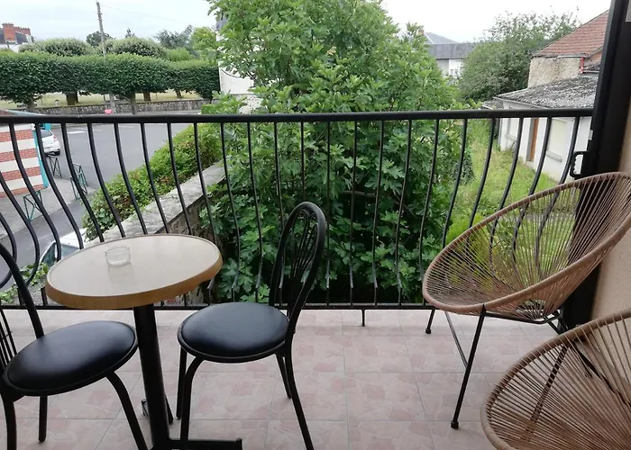 Meubles De Tourisme Le Trianon Et Le Petit Trianon